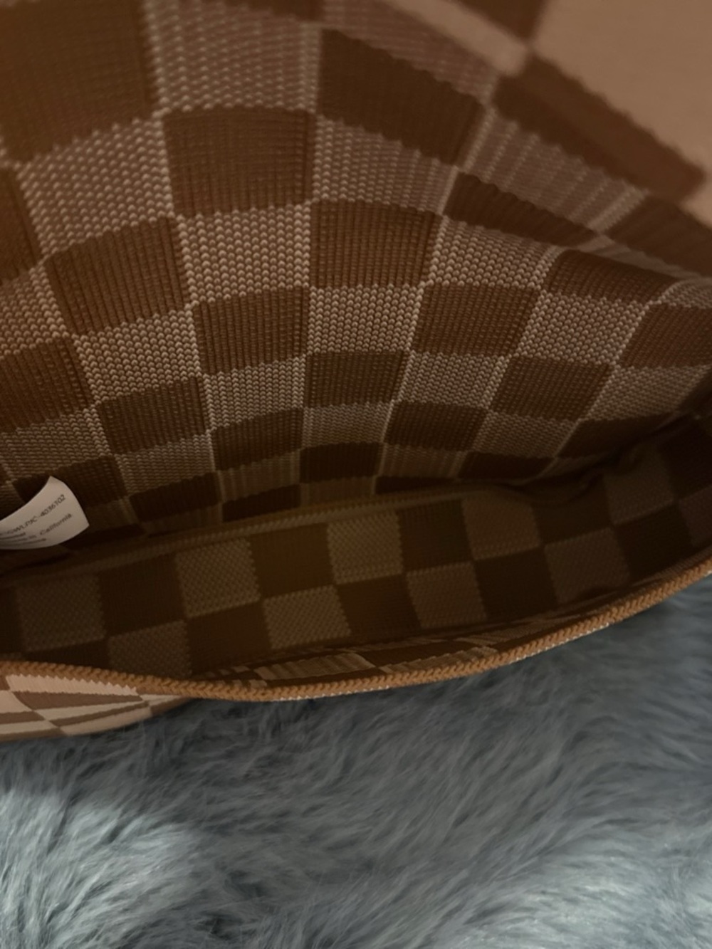 JW PEI Tan and Cream Checkered Shoulder Bag‎ - Picture 4 of 6